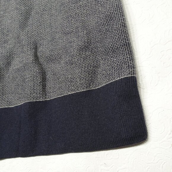 Ann Taylor Size XS 3/4 Sleeves Stretch Sweater Dress Slit Button Detail - Picture 3 of 9